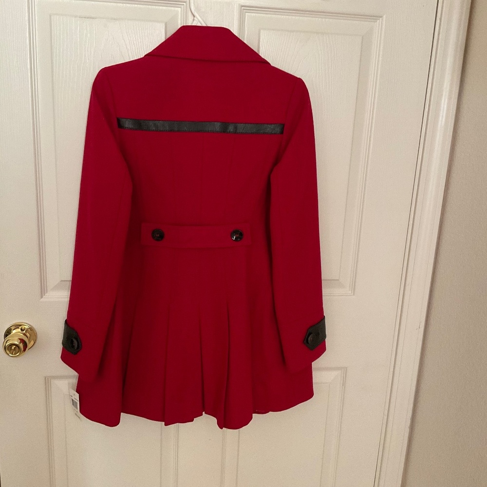 Saks Fifth Avenue winter coat, size XL, Red